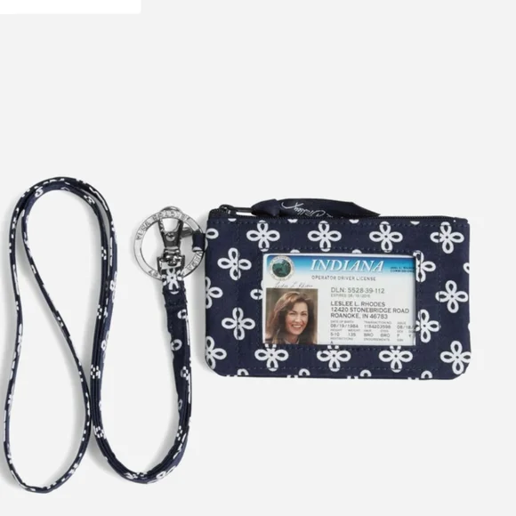 Vera Bradley University of Mississippi Zip ID Lanyard - Picture 2 of 4